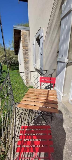 Gite Chez Marianne- La Halte Jurassienne Montmorot Zewnętrze zdjęcie